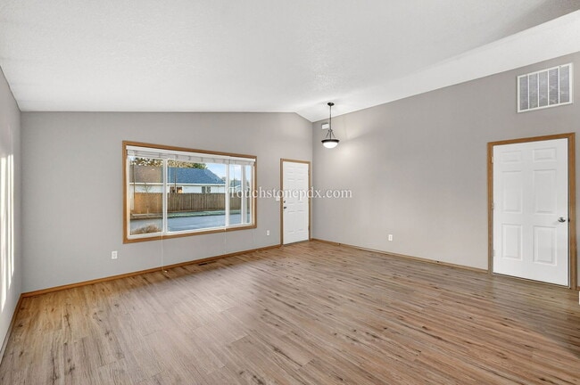 Building Photo - 471 NW 24th St