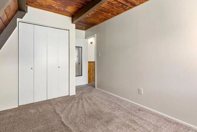 Building Photo - 5201 White Antelope Dr