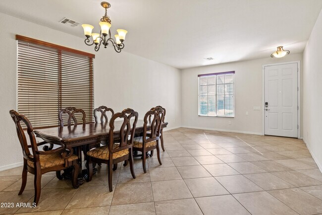 Building Photo - 5224 W Bent Tree Dr