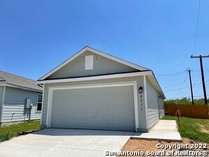 Foto del edificio - 8256 Piedra Medina