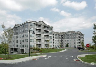 Building Photo - Abbey Lane