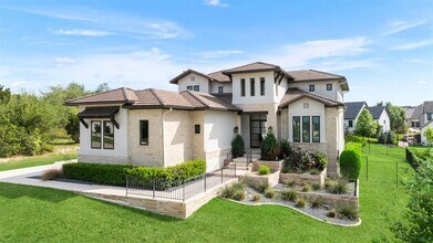 Building Photo - 702 Serene Estates Dr
