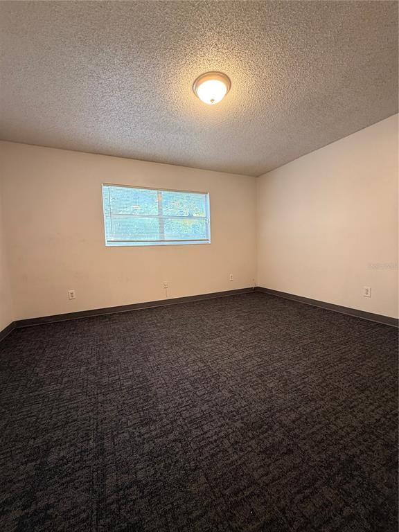 Foto del edificio - 7091 Balboa Dr