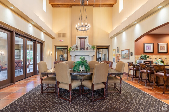 Clubhouse - Palmilla at Campus Pointe