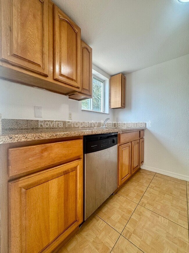 Foto del edificio - 498 SW 6th St