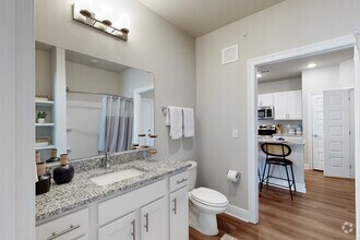 The Carabelle: 2BR, 2BA - Bathroom - The Hangar