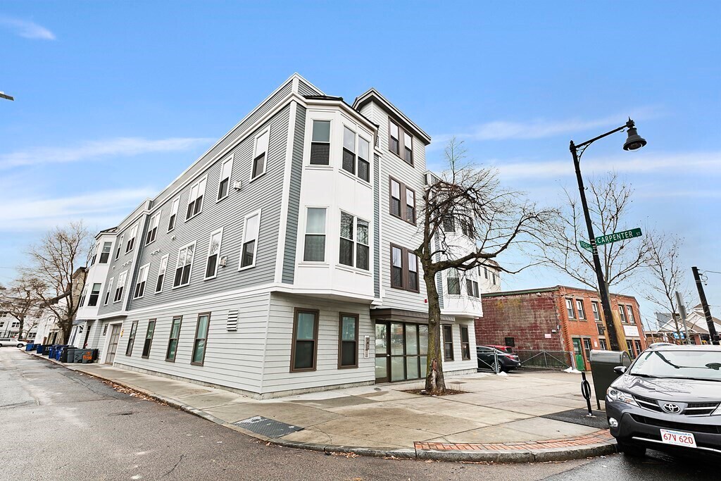 Primary Photo - 15 Preble St