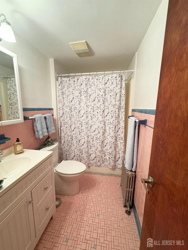 Foto del edificio - 3 Jerome Pl