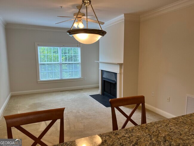 Foto del edificio - 3105 Village Blvd SE