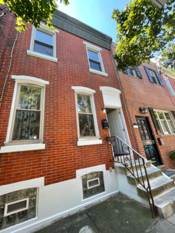 Building Photo - 1316 Dickinson St
