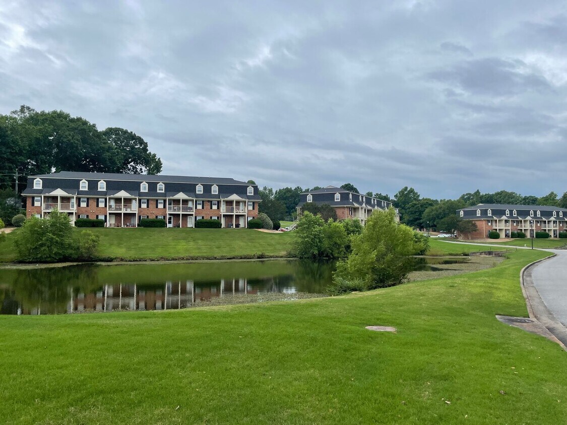 Building Photo - The Brookes Condos, Unit 08-03