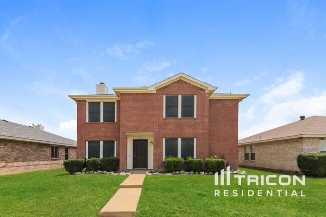 Building Photo - 2728 Monticello Ln