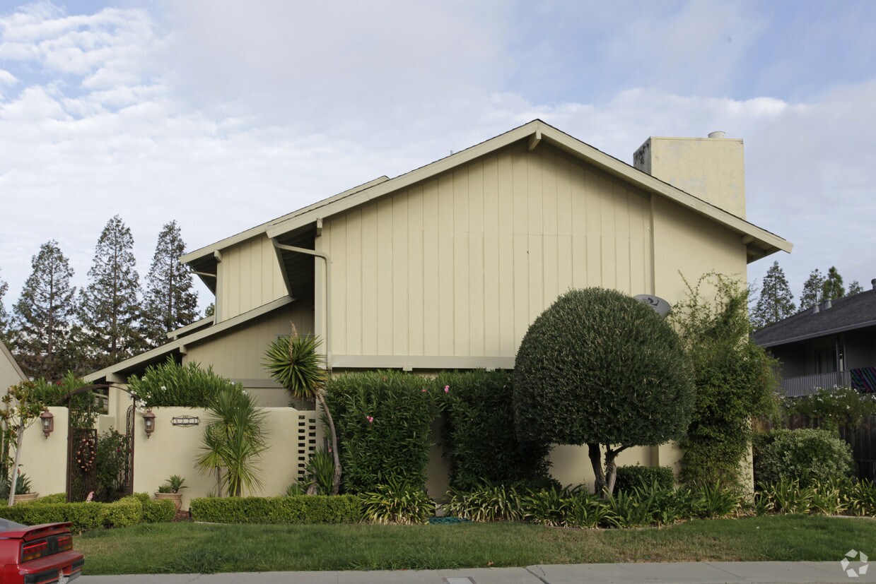 Foto del edificio - 5321 Sonoma Dr