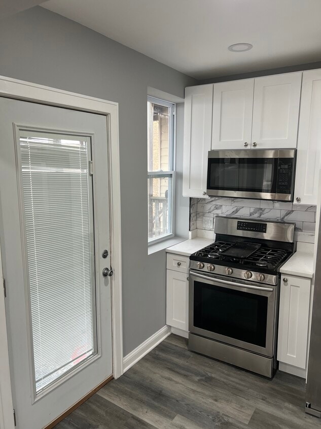 1629 W Granville Ave Unit 3, Chicago, IL 60660 Condo for Rent in