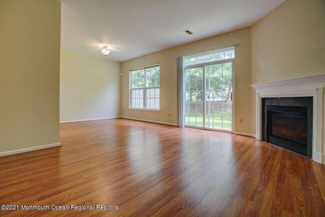 Building Photo - 89 Banyan Blvd