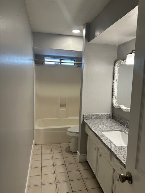 Foto principal - 7839 Vernwood St