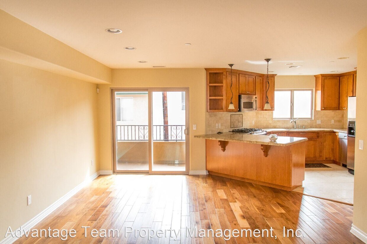 3 br, 3.5 bath House 4277 Lamont St. House Rental in San Diego, CA