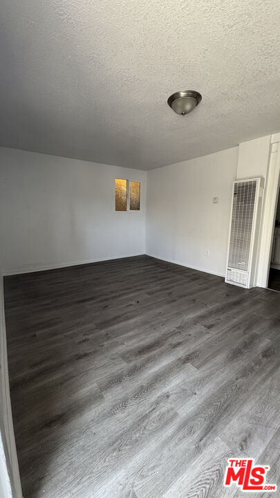 Foto del edificio - 8806 Beach St