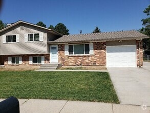 Building Photo - 1326 Lewis Ln