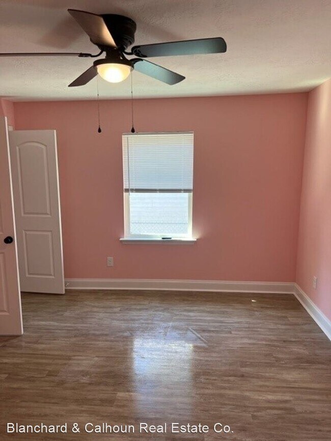 Building Photo - 2 br, 1 bath House - 106 Turnbull Street