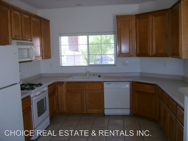 Building Photo - 3 br, 2.5 bath House - 2612 Courlan Drive