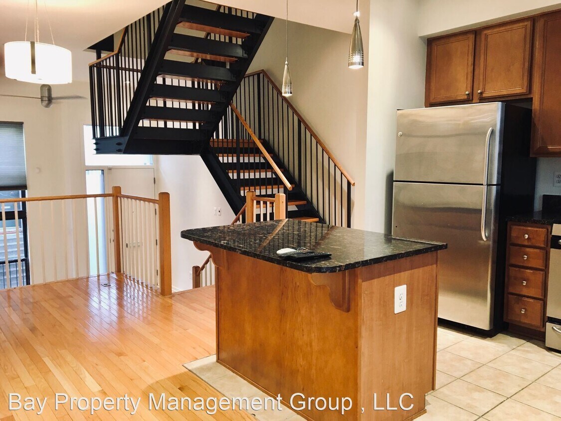 Primary Photo - 3 br, 2.5 bath House - 118 Station North Mews