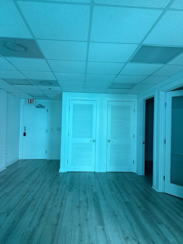 Foto del edificio - 333 NE 24th St