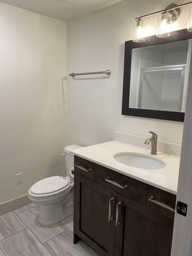 Bathroom - 5392 N Maplewood Ln