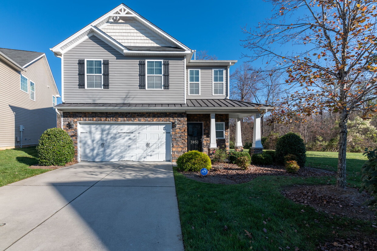 Foto principal - 3850 Jade Ct