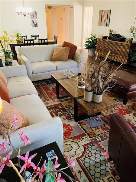 Foto del edificio - 4011 N Cypress Dr