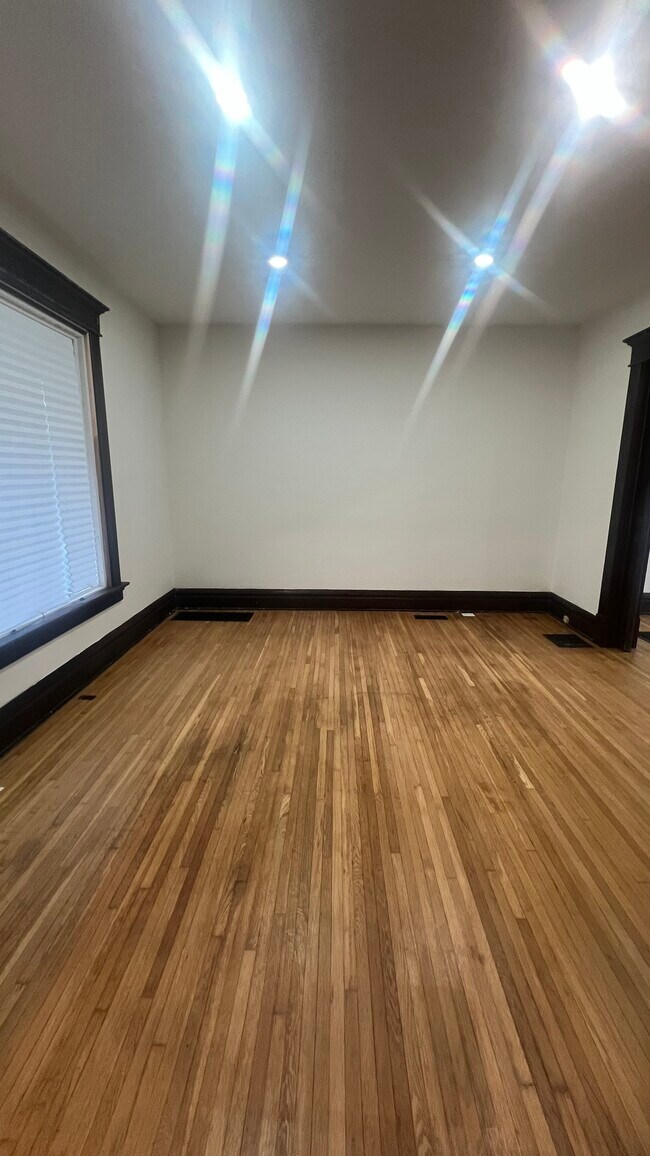 Foto del edificio - 226 E Patterson Ave