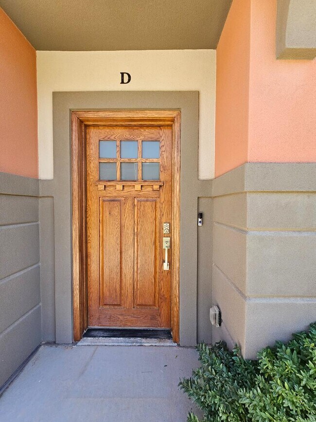 Foto del edificio - 876 S Lincoln Ave