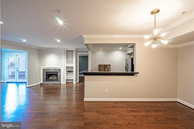 Foto del edificio - 12245 Fairfield House Dr