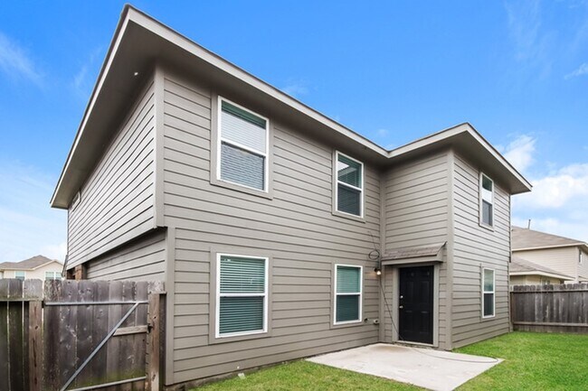 Foto del edificio - 18534 Rock Flats Ravine Dr
