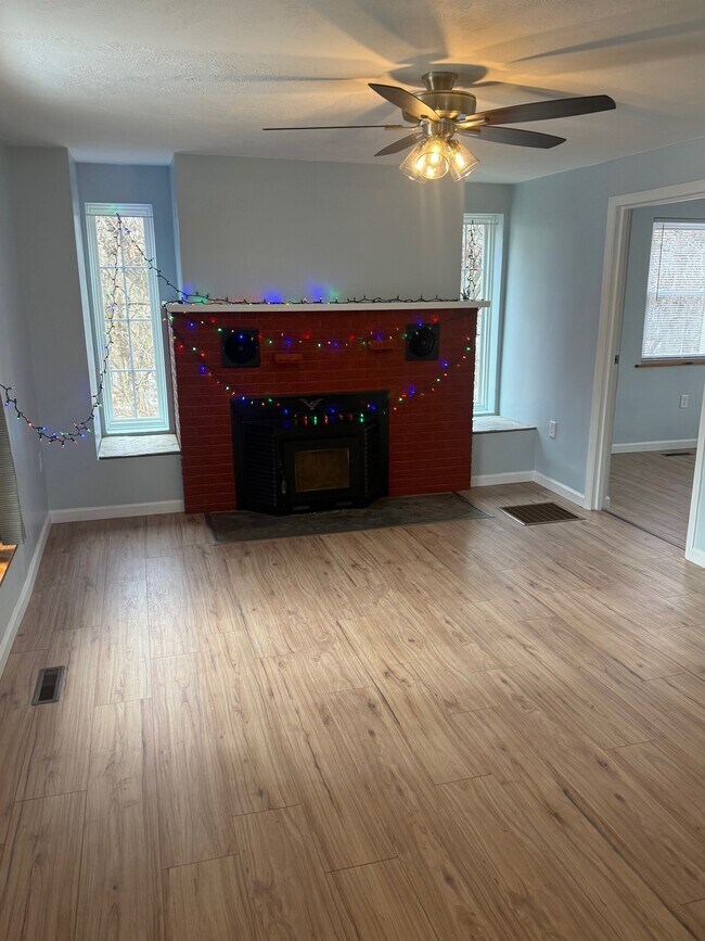 Sala de estar - 19912 Adams Rd