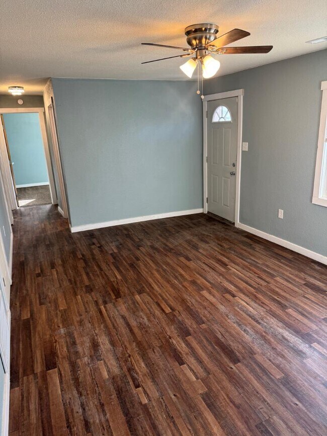 Foto del edificio - 3432 SE Bryant St