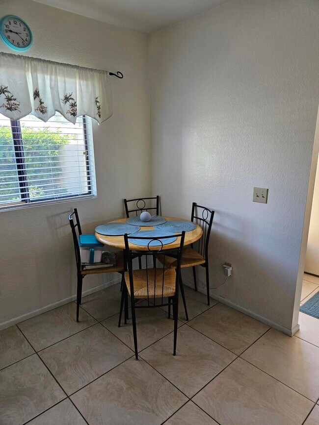 Foto del edificio - 28768 Taos Ct