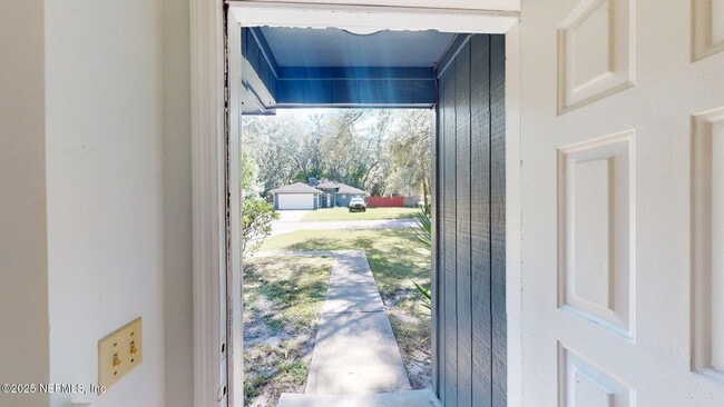 Foto del edificio - 7491 Countryman Ln