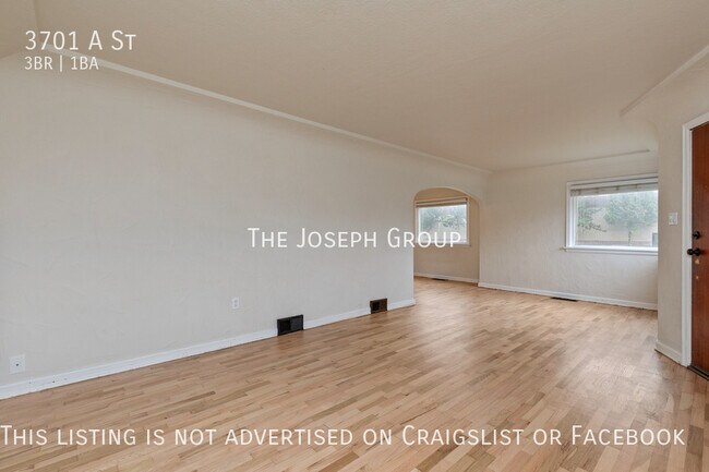 Building Photo - Charming 3 bed/1 bath in Tacoma