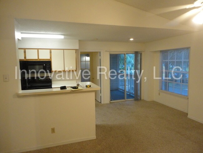 Building Photo - 1087 S Hiawassee Rd