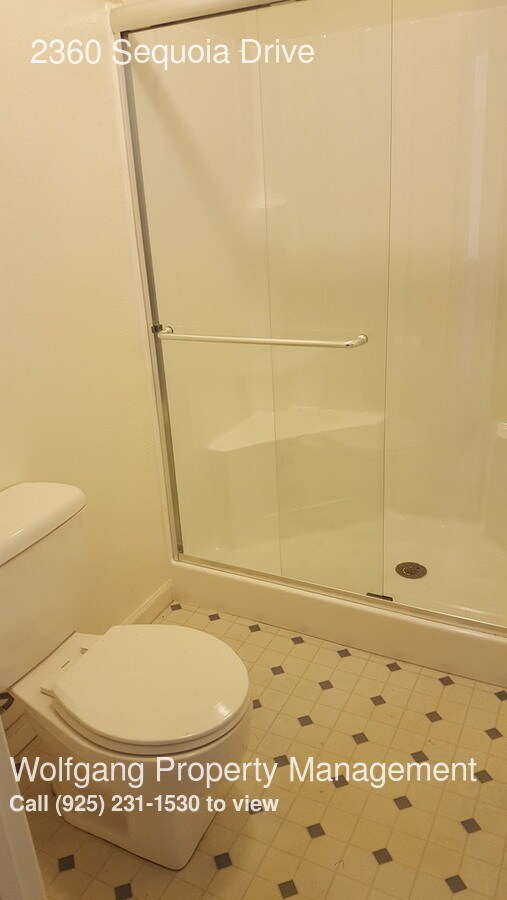 Foto del edificio - 2360 Sequoia Dr