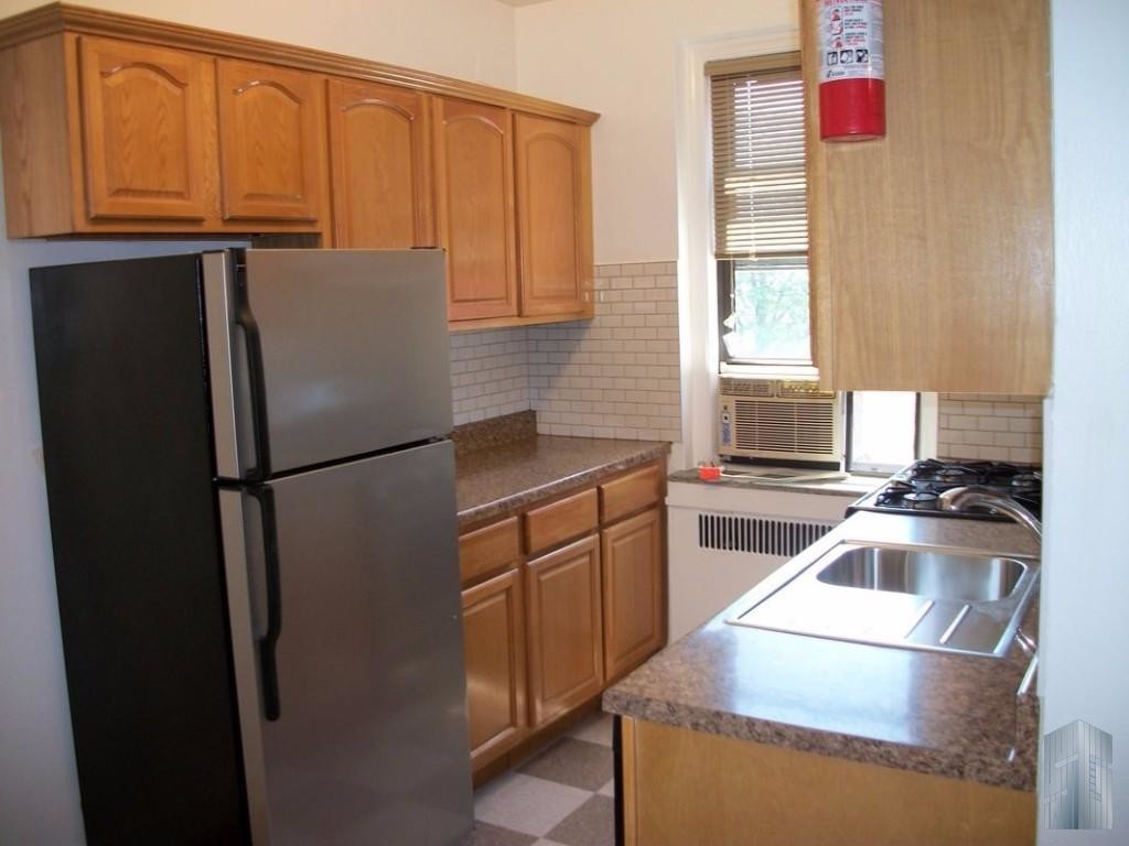 Foto principal - 15501 90th Ave