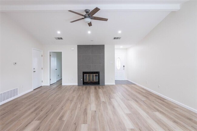 Foto del edificio - 4515 Keota Dr