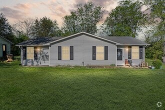 Building Photo - 2708 Vista Ln