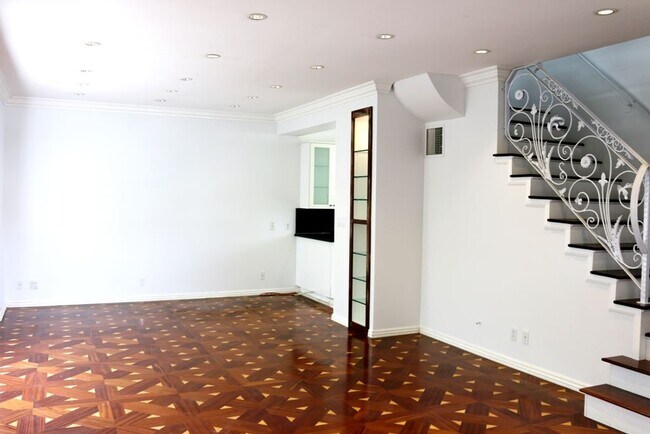 Foto del edificio - 9378 W Olympic Blvd