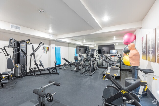 Fitness Center - Asano on Fourth - Bankers Hill/Little Italy