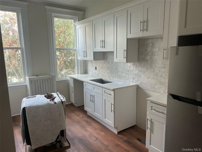 Foto del edificio - 88-23 85th St