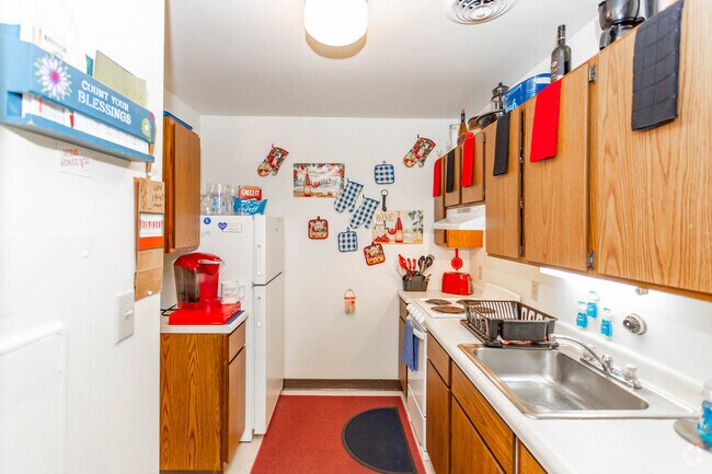 1HAB, 1BA - Lavigne Manor