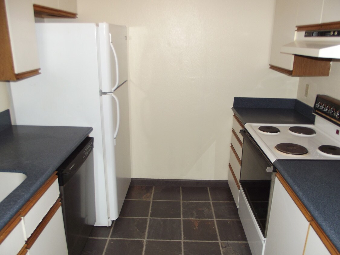 Primary Photo - 4701 176th St SW
