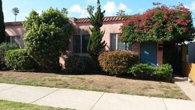 Building Photo - 4651-53 Lotus St